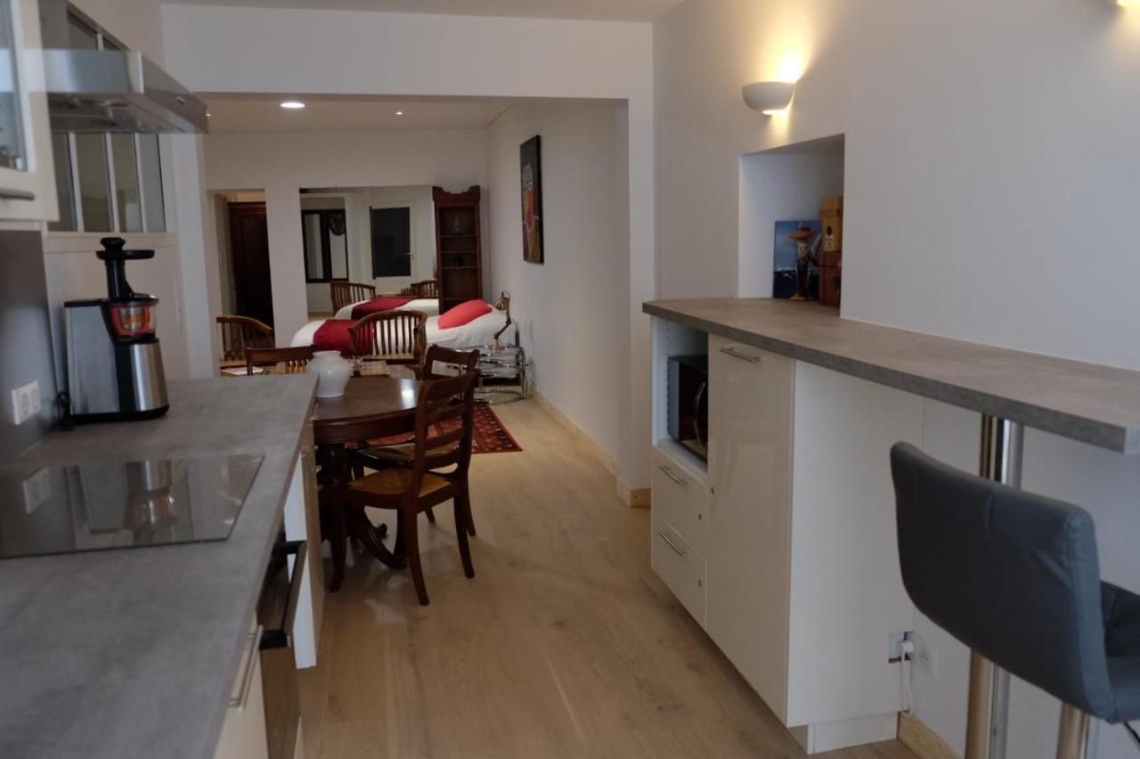 Appartement Vieux Port Et Centre Ла Рошел Екстериор снимка